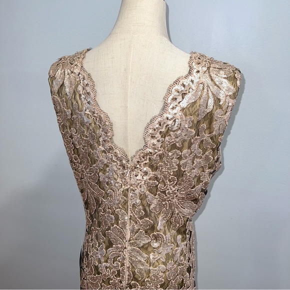 Tadashi Shoji Gold Embellished Sequin V Neck Cocktail MIDI Dress - Reemoly - Picture 10 of 14